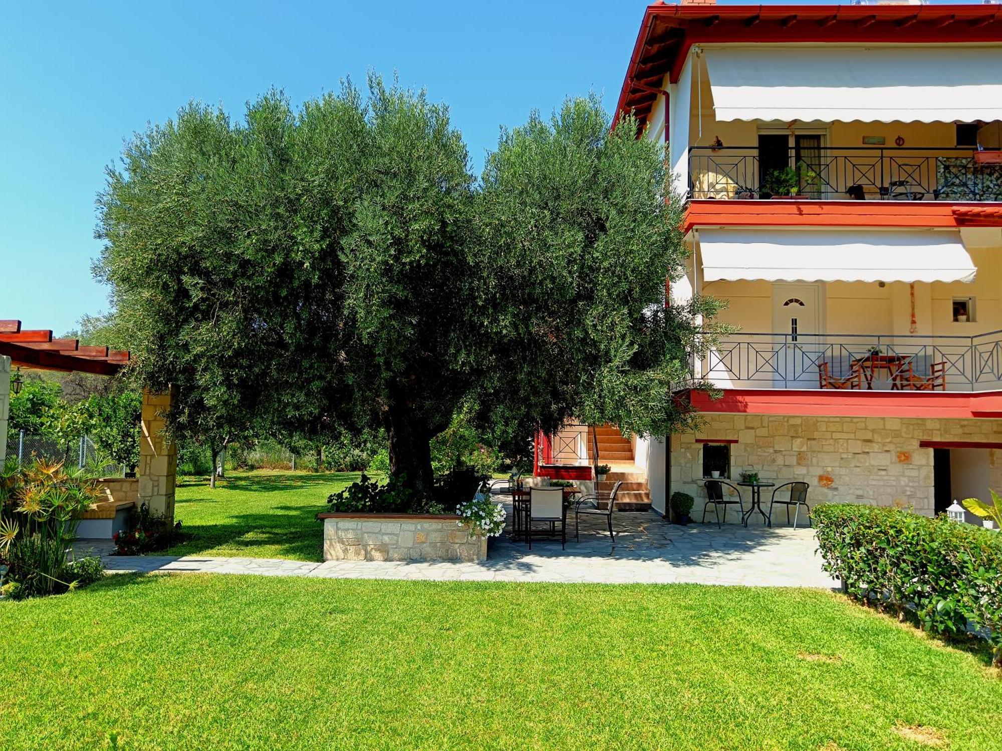 Giorgos Apartments. Skála Foúrkas Exterior foto